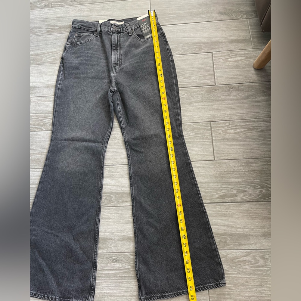 HOST Pick🎉Levi’s 70’s High Flare Black/Gray Wash jeans, Size 29 & 30 NWT!••• - Picture 13 of 16